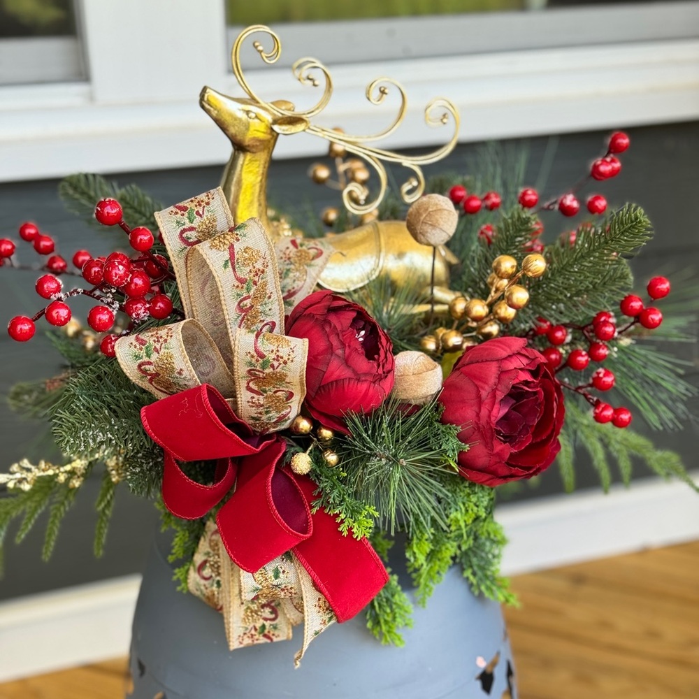 Gold Reindeer Holiday Centerpiece